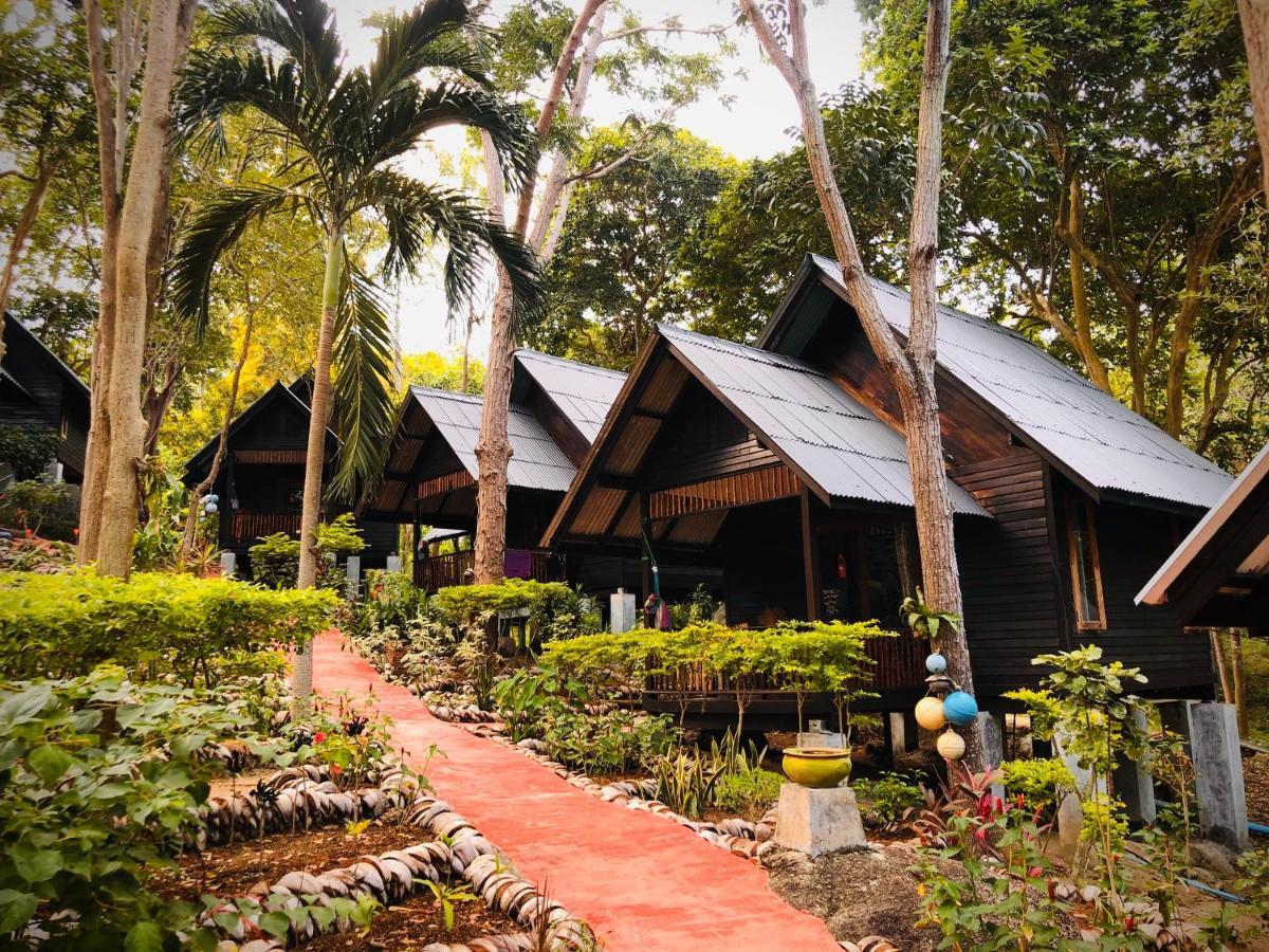 Thongtapan Resort Chaloklum Exterior foto